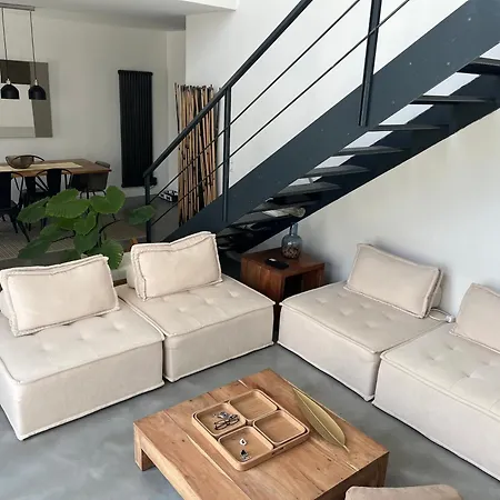 Villa La Parenthese Basque *